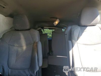 Zdjęcie 10 z 13 samochodu: 2025 TOYOTA SIENNA LE VIN:5TDKRKEC9SS225188 - miniatura