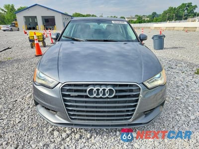 Piąte zdjęcie samochodu w środku: 2015 AUDI A3 PREMIUM VIN:WAUBFGFF9F1067336 - miniatura