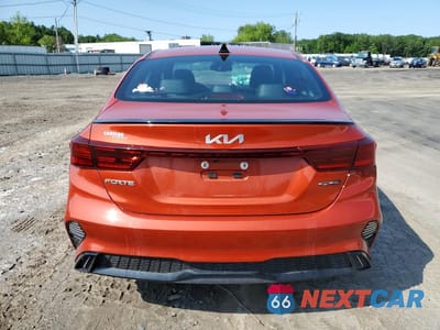 Zdjęcie 6 z 12 samochodu: 2023 KIA FORTE GT LIMITED VIN:3KPF54AD2PE607703 - miniatura