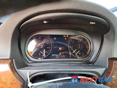 Zdjęcie 9 z 12 samochodu: 2008 BMW 335 I VIN:WBAWL73598PX58064 - miniatura