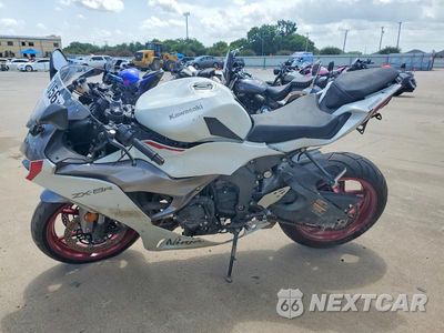 Trzecie zdjęcie samochodu z tyłu: 2025 KAWASAKI ZX636 K VIN:JKBZXJK11SA009601 - miniatura