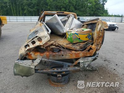 Zdjęcie 6 z 11 samochodu: 2013 CHEVROLET SILVERADO C1500 VIN:1GCNCPEX7DZ279315 - miniatura