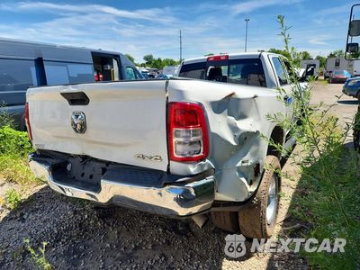 Trzecie zdjęcie samochodu z tyłu: 2019 RAM 3500 SLT VIN:3C63RRGL2KG580459 - miniatura