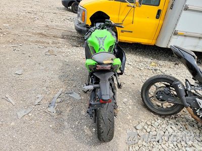 Czwarte zdjęcie samochodu z boku: 2023 KAWASAKI EX650 R VIN:ML5EXER10PDAA7908 - miniatura