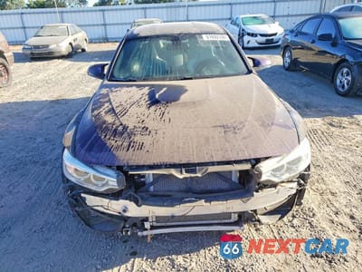Piąte zdjęcie samochodu w środku: 2016 BMW M3 VIN:WBS8M9C50G5D31799 - miniatura