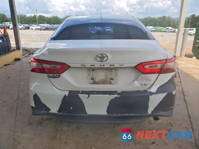 Zdjęcie 6 z 12 samochodu: 2019 TOYOTA CAMRY LE VIN:4T1B11HK1KU790143 - miniatura