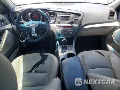 Zdjęcie 8 z 12 samochodu: 2012 KIA OPTIMA EX VIN:5XXGN4A72CG050761 - miniatura