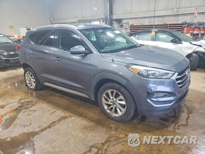 Czwarte zdjęcie samochodu z boku: 2017 HYUNDAI TUCSON SE VIN:KM8J33A41HU289078 - miniatura
