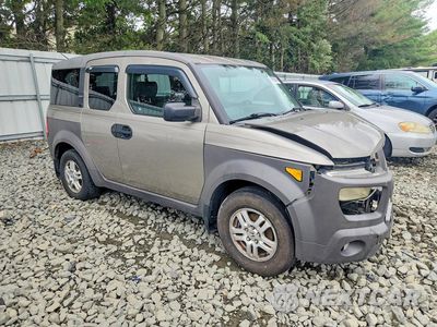 Czwarte zdjęcie samochodu z boku: 2003 HONDA ELEMENT EX VIN:5J6YH285X3L052031 - miniatura