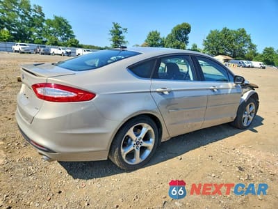 Trzecie zdjęcie samochodu z tyłu: 2015 FORD FUSION SE VIN:3FA6P0H78FR122353 - miniatura