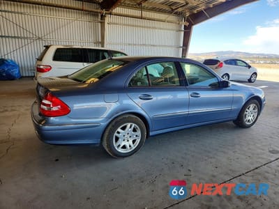 Trzecie zdjęcie samochodu z tyłu: 2004 MERCEDES-BENZ E 320 4MATIC VIN:WDBUF82J24X111293 - miniatura