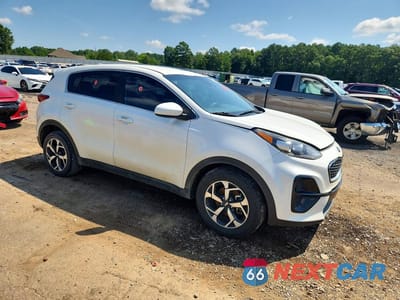 Czwarte zdjęcie samochodu z boku: 2022 KIA SPORTAGE LX VIN:KNDPM3AC5N7991630 - miniatura