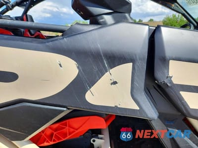 Zdjęcie 9 z 10 samochodu: 2023 CAN-AM MAVERICK X3 UTILITY VEHICLE VIN:3JBVNAV21PE001427 - miniatura