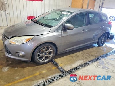 2014 FORD FOCUS SE 1FADP3K28EL279495 - główne zdjęcie licytacji z USA - miniatura