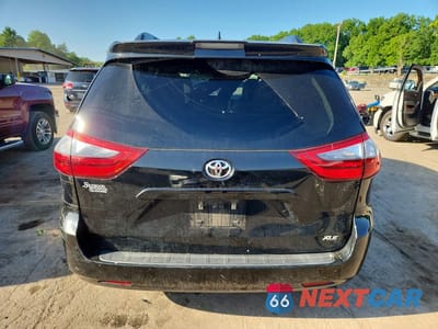 Zdjęcie 6 z 14 samochodu: 2020 TOYOTA SIENNA XLE 8-PASSENGER VIN:5TDYZ3DC0LS060151 - miniatura