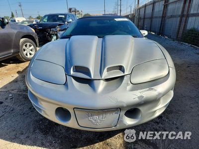 Piąte zdjęcie samochodu w środku: 1998 PONTIAC FIREBIRD TRANS AM VIN:2G2FV32G4W2226674 - miniatura