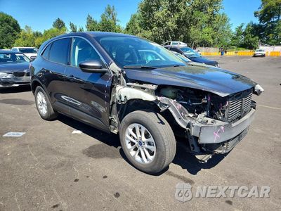 Czwarte zdjęcie samochodu z boku: 2020 FORD ESCAPE SE VIN:1FMCU9G61LUC71531 - miniatura