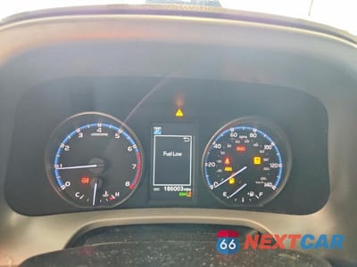 Zdjęcie 9 z 13 samochodu: 2018 TOYOTA RAV4 XLE VIN:2T3RFREV6JW721242 - miniatura