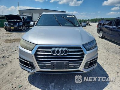 Piąte zdjęcie samochodu w środku: 2018 AUDI Q7 PREMIUM PLUS VIN:WA1LAAF70JD012996 - miniatura