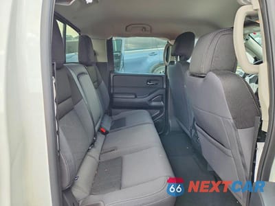 Zdjęcie 10 z 12 samochodu: 2025 NISSAN FRONTIER SV VIN:1N6ED1EJ5SN646817 - miniatura
