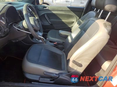 Zdjęcie 7 z 12 samochodu: 2015 VOLKSWAGEN BEETLE 1.8T VIN:3VWF17AT3FM636973 - miniatura