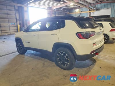 Drugie zdjęcie samochodu z przodu: 2021 JEEP COMPASS TRAILHAWK VIN:3C4NJDDB4MT571618 - miniatura