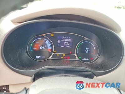Zdjęcie 9 z 12 samochodu: 2016 KIA SOUL EV BASE VIN:KNDJP3AEXG7006093 - miniatura