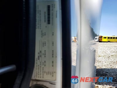 Zdjęcie 11 z 13 samochodu: 2014 VOLVO VNM SEMI TRUCK VIN:4V4M19EGXEN170146 - miniatura
