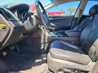 Zdjęcie 7 z 12 samochodu: 2013 HYUNDAI SONATA LIMITED VIN:5NPEC4AC5DH619585 - miniatura