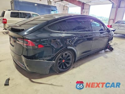 Trzecie zdjęcie samochodu z tyłu: 2019 TESLA MODEL X VIN:5YJXCDE21KF181993 - miniatura