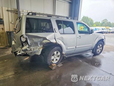 Trzecie zdjęcie samochodu z tyłu: 2005 NISSAN PATHFINDER XE VIN:5N1AR18W85C789315 - miniatura