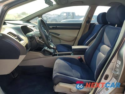 Zdjęcie 7 z 12 samochodu: 2006 HONDA CIVIC HYBRID VIN:JHMFA36256S002341 - miniatura