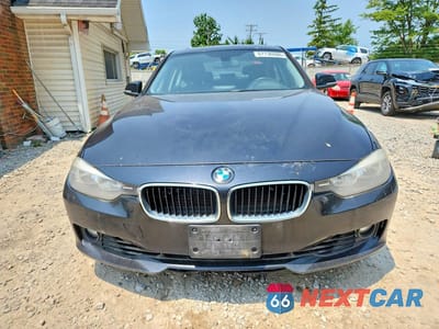 Piąte zdjęcie samochodu w środku: 2013 BMW 328 XI VIN:WBA3B3C53DF541026 - miniatura
