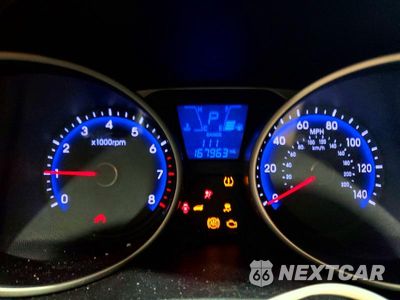Zdjęcie 9 z 14 samochodu: 2014 HYUNDAI TUCSON GLS VIN:KM8JT3AF5EU855241 - miniatura