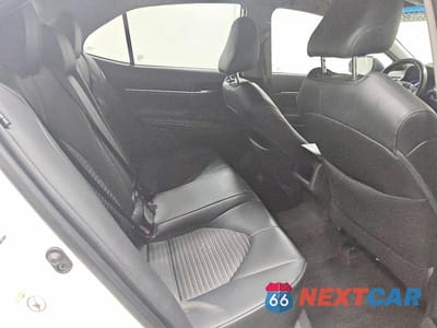 Zdjęcie 10 z 12 samochodu: 2018 TOYOTA CAMRY SE VIN:4T1B11HK6JU602232 - miniatura