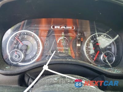 Zdjęcie 9 z 13 samochodu: 2020 RAM 1500 LARAMIE VIN:1C6SRFJT7LN231194 - miniatura