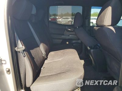 Zdjęcie 10 z 12 samochodu: 2016 TOYOTA TACOMA TRD SPORT VIN:3TMAZ5CN1GM025947 - miniatura
