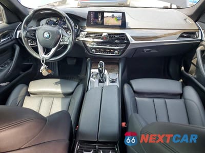 Zdjęcie 8 z 13 samochodu: 2017 BMW 530 XI VIN:WBAJA7C35HG458598 - miniatura