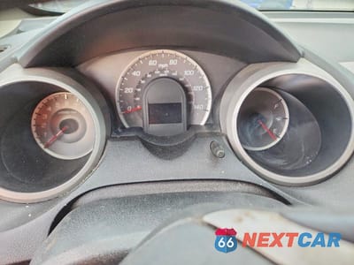 Zdjęcie 9 z 12 samochodu: 2013 HONDA FIT VIN:JHMGE8H34DC018324 - miniatura