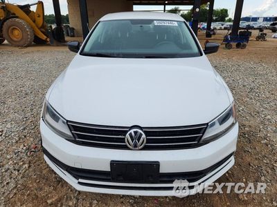 Piąte zdjęcie samochodu w środku: 2016 VOLKSWAGEN JETTA SE VIN:3VWD67AJ9GM261678 - miniatura