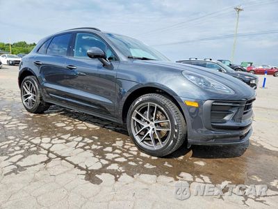 Czwarte zdjęcie samochodu z boku: 2025 PORSCHE MACAN BASE VIN:WP1AA2A52SLB02956 - miniatura
