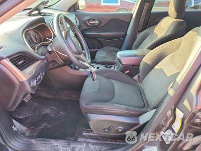 Zdjęcie 7 z 13 samochodu: 2016 JEEP CHEROKEE LATITUDE VIN:1C4PJMCS8GW105277 - miniatura