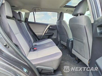 Zdjęcie 11 z 14 samochodu: 2015 TOYOTA RAV4 XLE VIN:JTMWFREV1FJ059420 - miniatura