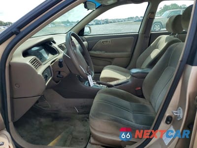 Zdjęcie 7 z 12 samochodu: 2000 TOYOTA CAMRY LE VIN:4T1BG22K1YU958191 - miniatura