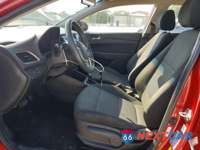 Zdjęcie 7 z 12 samochodu: 2018 HYUNDAI ACCENT SE VIN:3KPC24A35JE034824 - miniatura