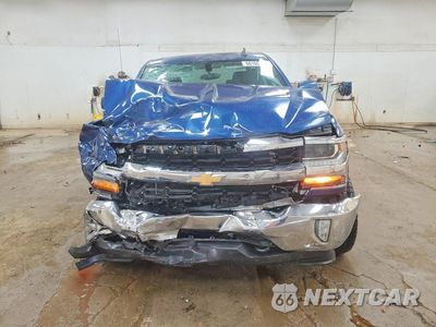 Piąte zdjęcie samochodu w środku: 2016 CHEVROLET SILVERADO K1500 LT VIN:1GCVKREC1GZ196172 - miniatura