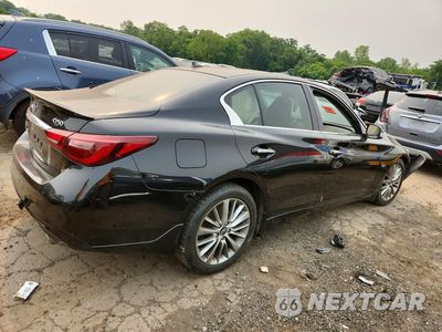 Trzecie zdjęcie samochodu z tyłu: 2019 INFINITI Q50 3.0T LUXE VIN:JN1EV7AR3KM593719 - miniatura