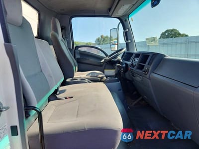 Zdjęcie 10 z 12 samochodu: 2017 ISUZU NRR BOX TRUCK VIN:JALE5W160H7301611 - miniatura