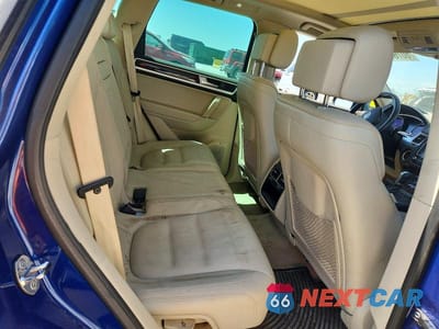 Zdjęcie 11 z 13 samochodu: 2016 VOLKSWAGEN TOUAREG SPORT VIN:WVGEF9BP2GD010093 - miniatura