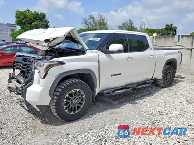 2022 TOYOTA TUNDRA CREWMAX SR5 5TFLA5EC9NX002404 - główne zdjęcie licytacji z USA - miniatura
